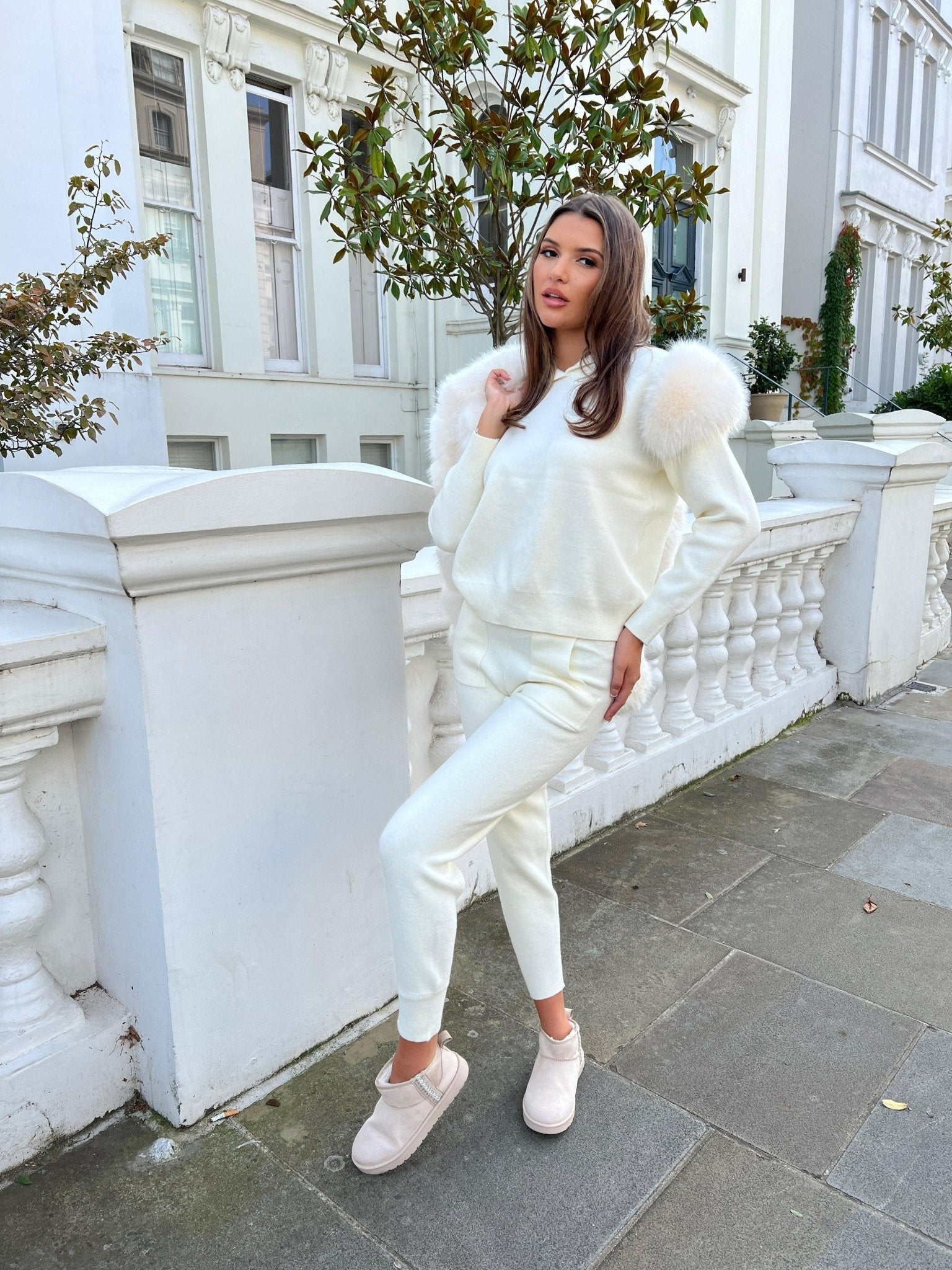 Cream Premium Faux Fur Hooded Jogger Tracksuit – H&L