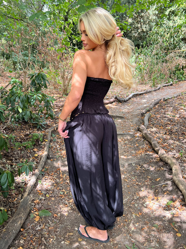 Black Studded V Hem Bandeau Top - HL London
