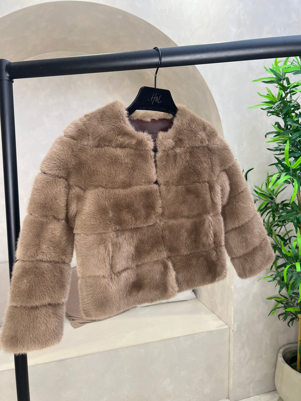 Childrens Cream Faux Fur Jacket Sample Age 4-5