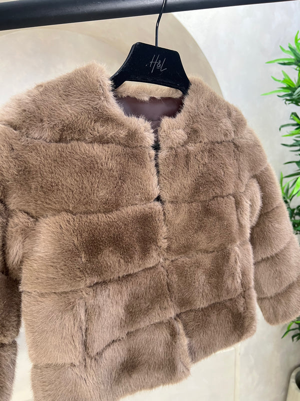 Childrens Cream Faux Fur Jacket Sample Age 4-5