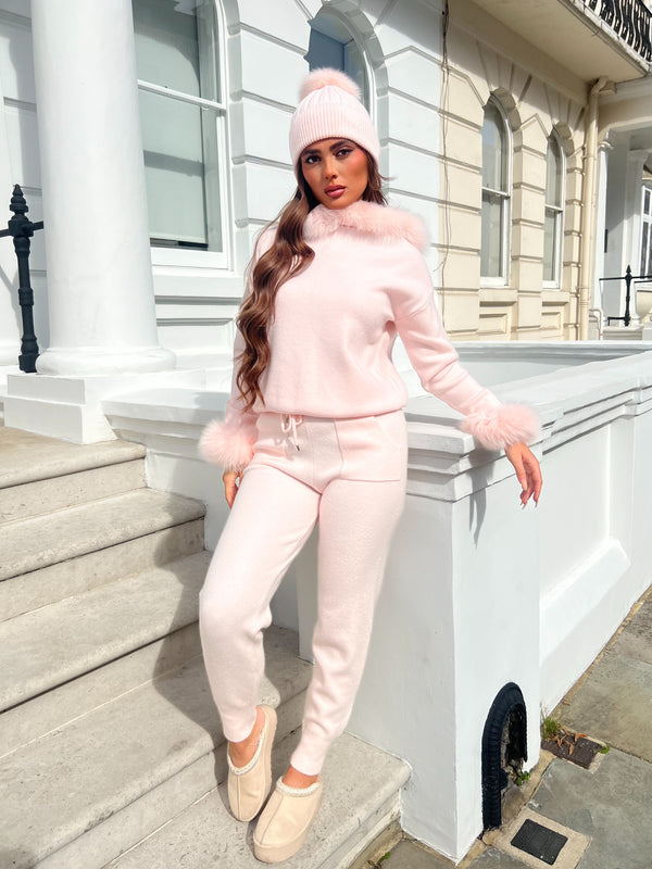 Baby Pink Luxury Fur Bobble Hat