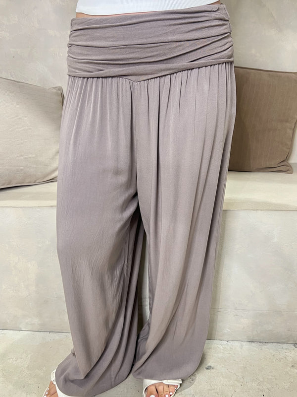 Mocha Ruched Band Cuffed Ankle Trousers - HL London