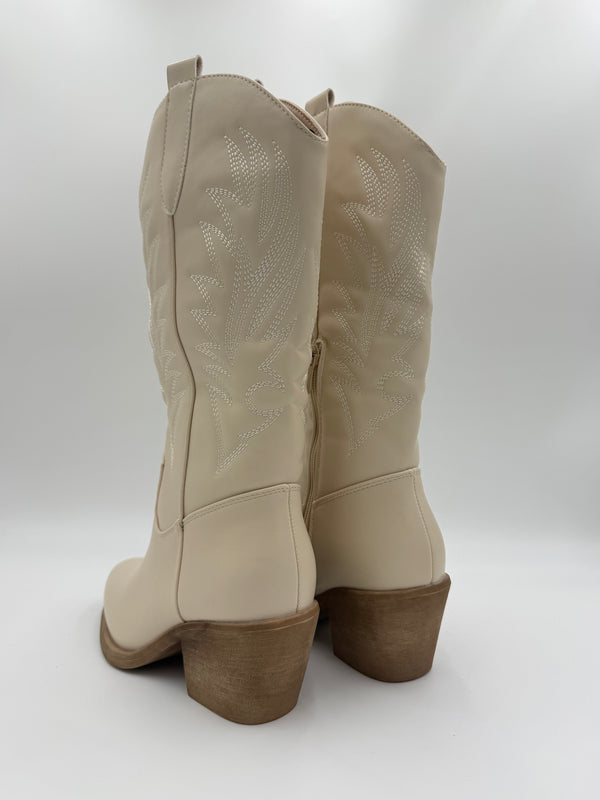 Beige Faux Leather Cowboy Boots in Beige / 36/3 - HL London