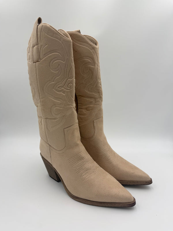 Beige Embossed Suede Effect Cowboy Boots in Beige / 39/6 - HL London