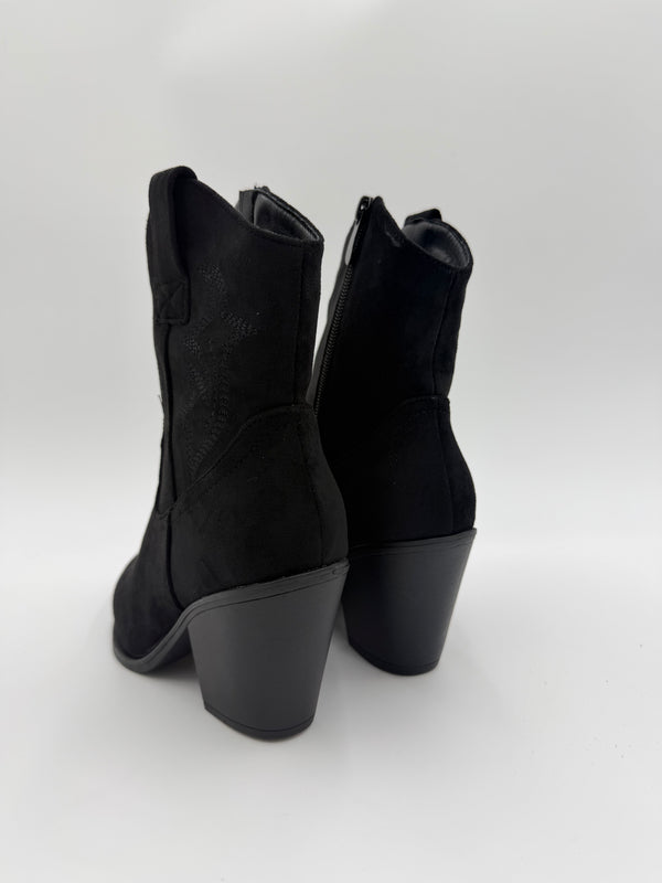 Black Faux Suede Ankle Cowboy Boots in Black / 37/4 - HL London