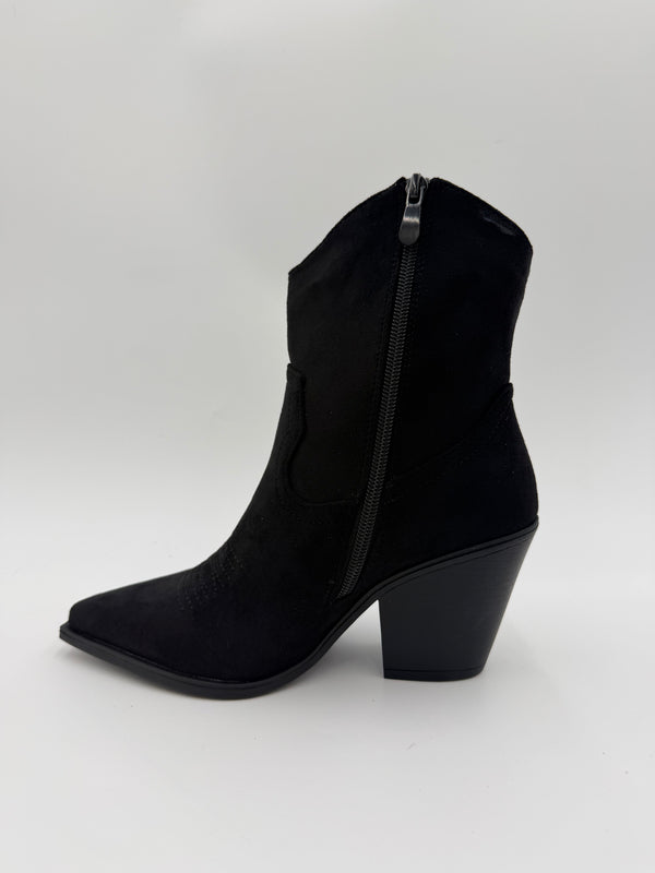 Black Faux Suede Ankle Cowboy Boots in Black / 37/4 - HL London