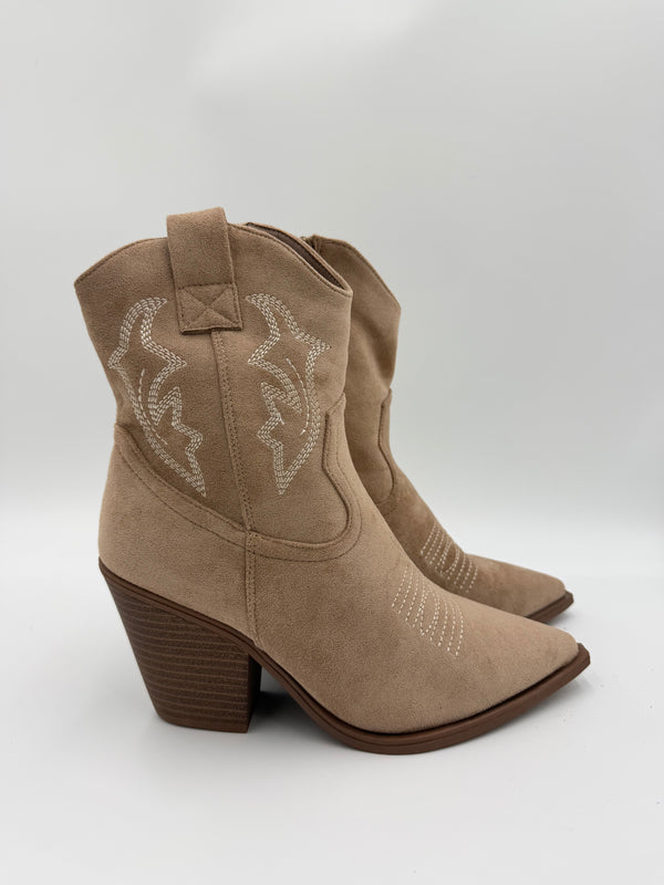 Cowboy Boots Collection - HL London