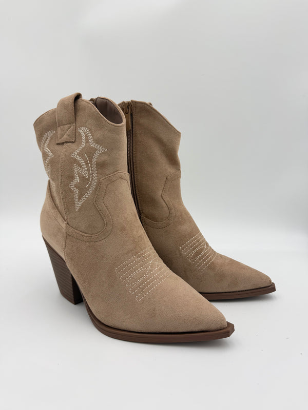 Dark Beige Faux Suede Ankle Cowboy Boots in Dark Beige / 37/4 - HL London