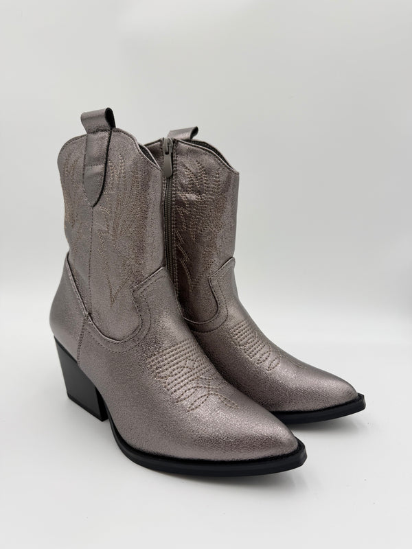 Pewter Faux Leather Ankle Cowboy Boots in Pewter / 36/3 - HL London