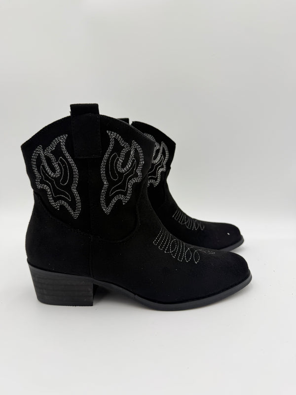 Cowboy Boots Collection - HL London