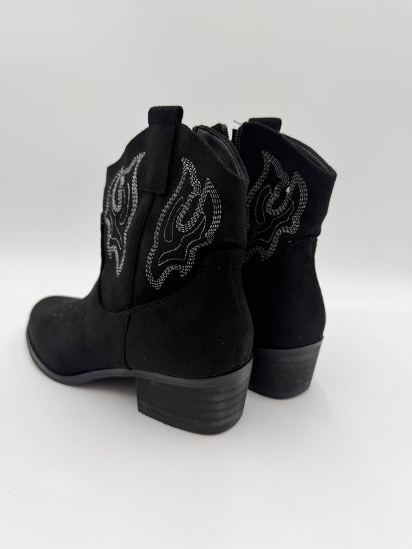 Black Suede Effect Ankle Cowboy Boots in Black / 36/3 - HL London