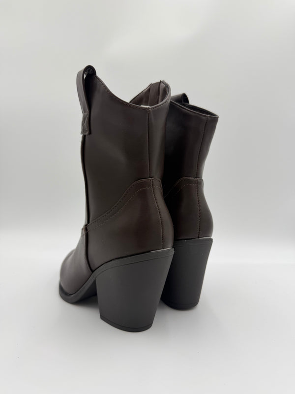 Chocolate Faux Leather Plain Ankle Cowboy Boots in Chocolate / 36/3 - HL London