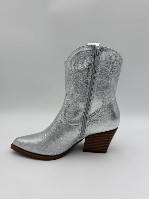 Silver Faux Leather Ankle Cowboy Boots in Silver / 36/3 - HL London