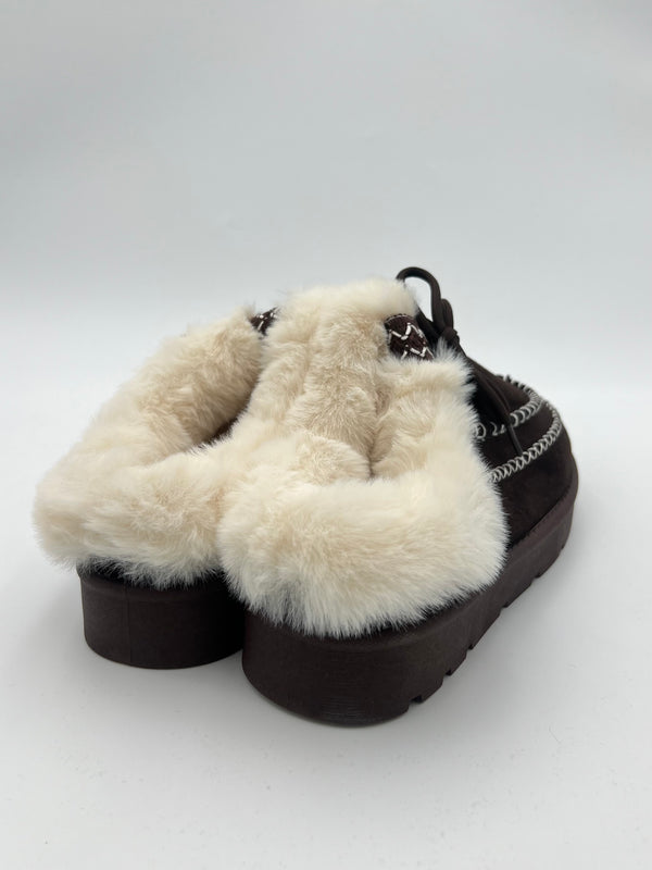 Chocolate Moccasin Style Slip on Shoe With Laces in Chocolate / 3/36 - HL London