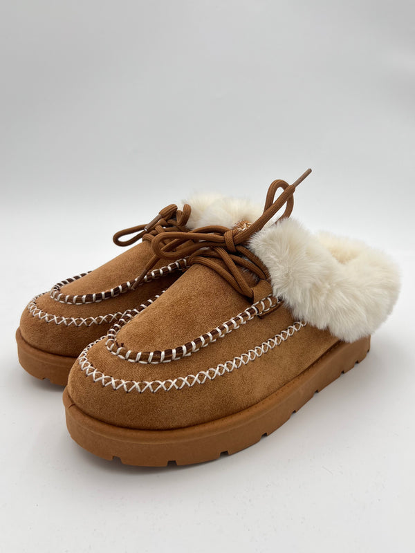 Camel Moccasin Style Slip on Shoe With Laces in Camel / 3/36 - HL London