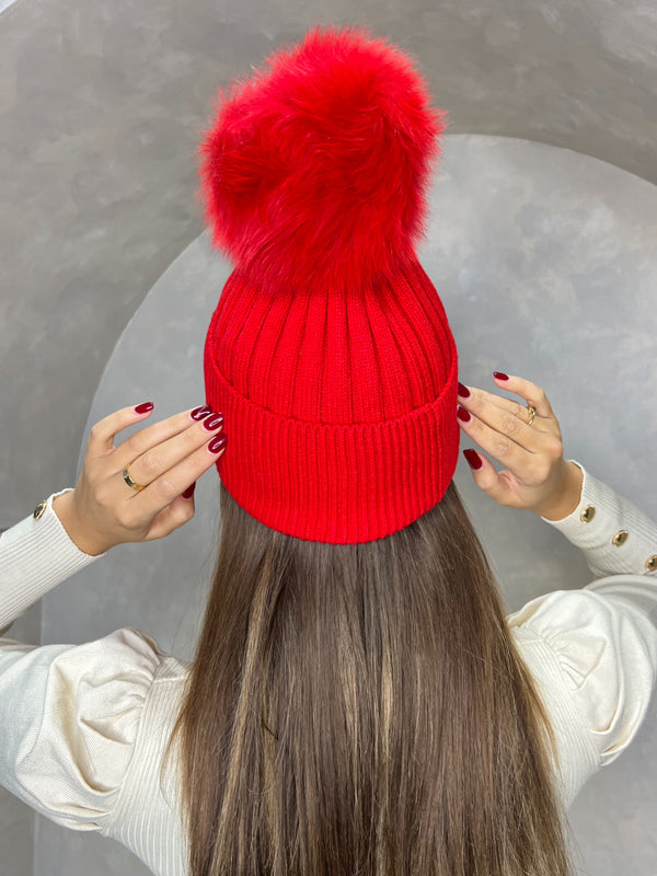 Red Luxury Fur Bobble Hat