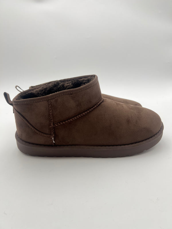SHOES/BOOTS Collection - HL London