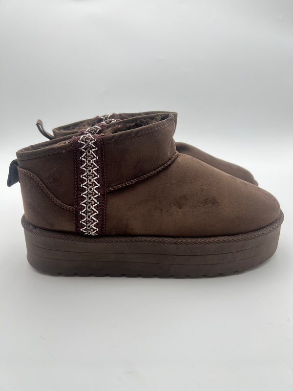 Boots Collection - HL London