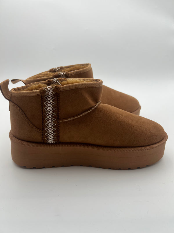Boots Collection - HL London