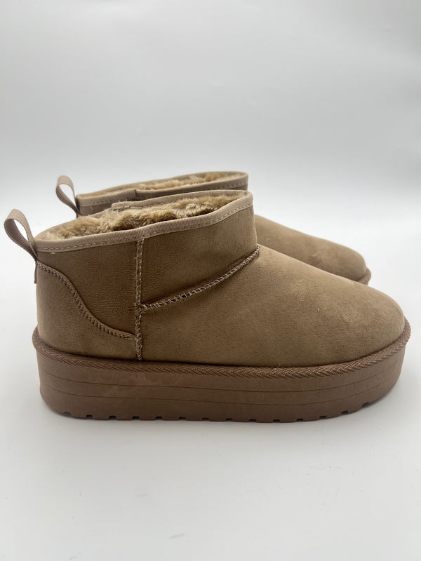 SHOES/BOOTS Collection - HL London