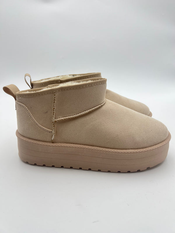 SHOES/BOOTS Collection - HL London