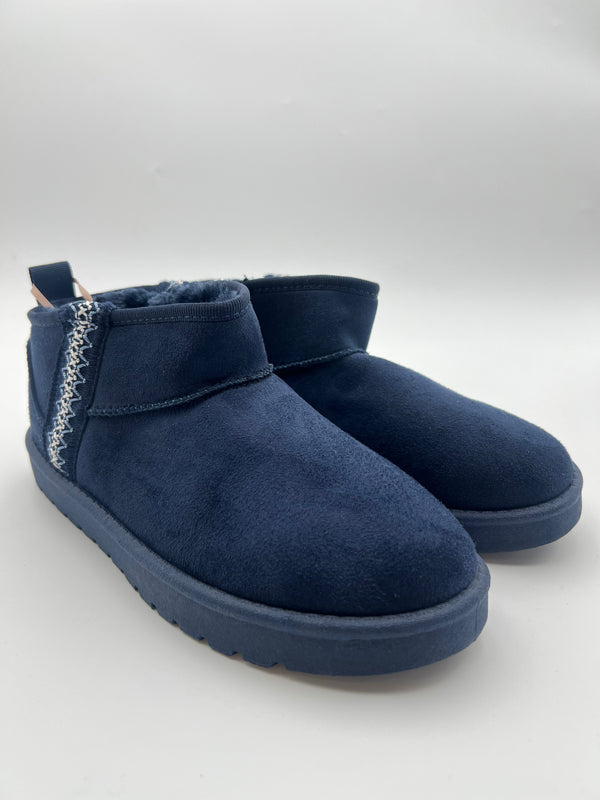 Navy Mini Suede boots with side embroidery in Navy / 37/4 - HL London