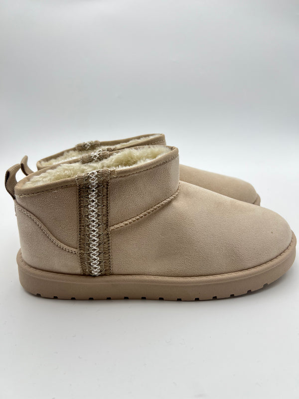 SHOES/BOOTS Collection - HL London