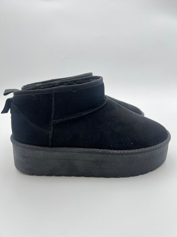 SHOES/BOOTS Collection - HL London