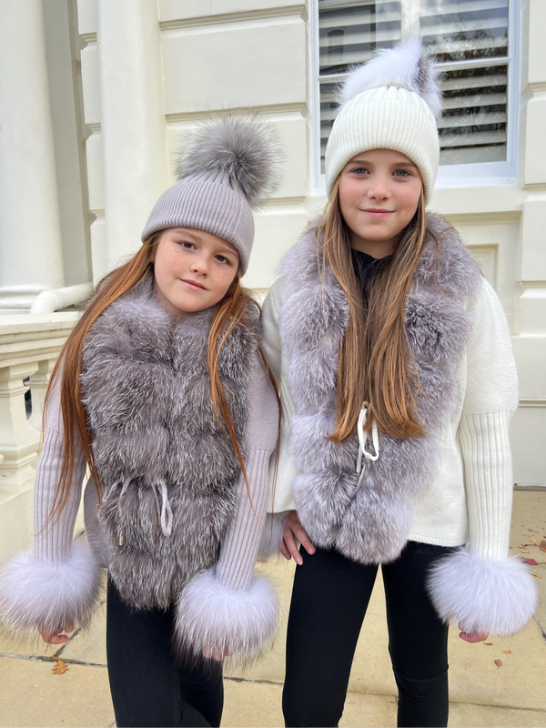 Childrens Cream/Two Tone Luxury Fur Bobble Hat