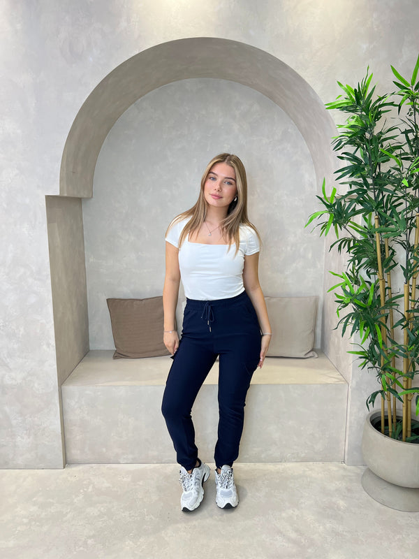 Cargo Trousers With Pockets and Cuffed Bottom