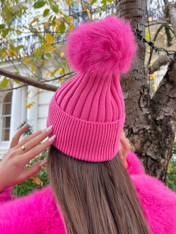 Hot Pink Premium Faux Fur Bobble Hat