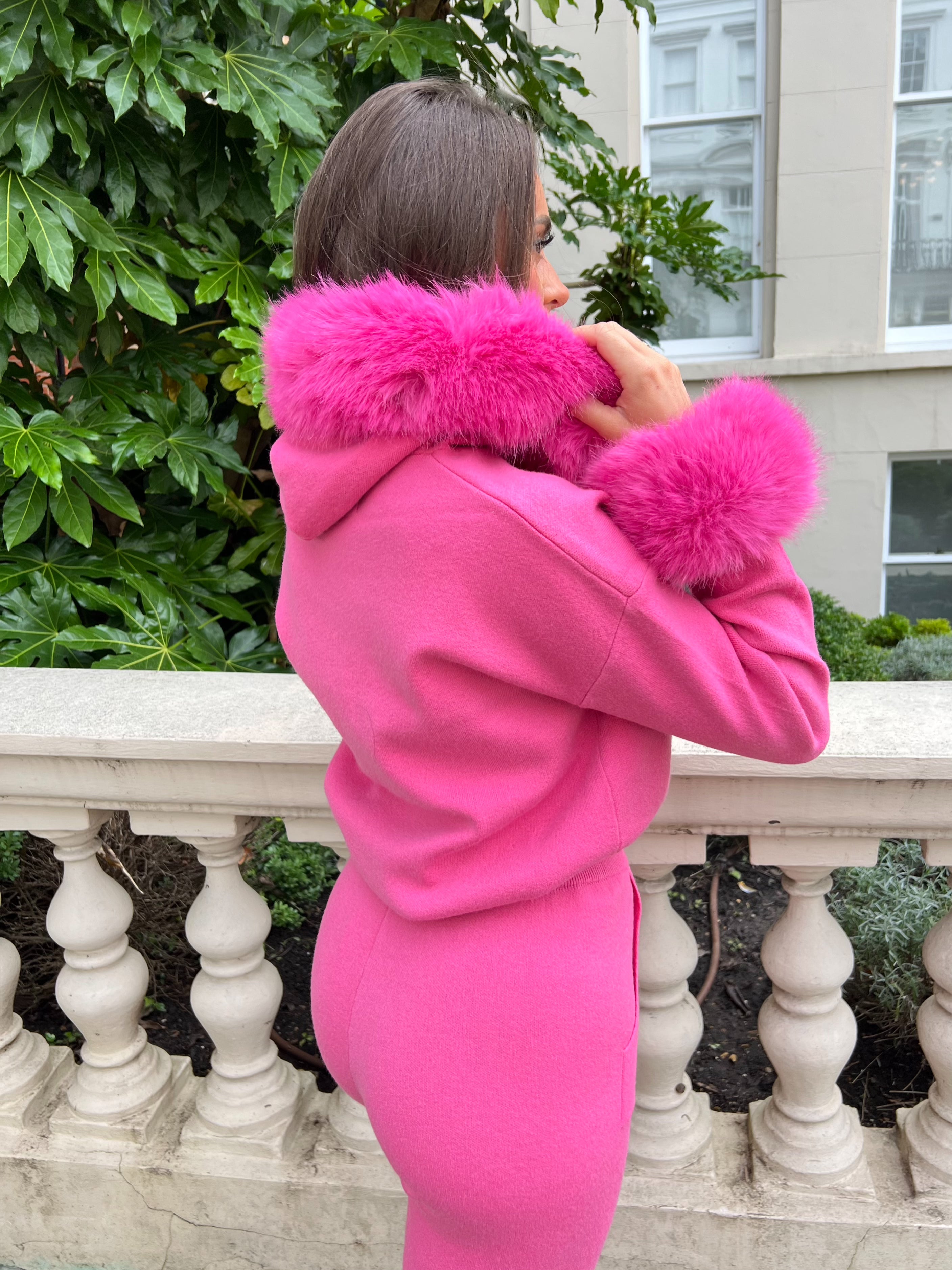 Pink faux fur hoodie shop