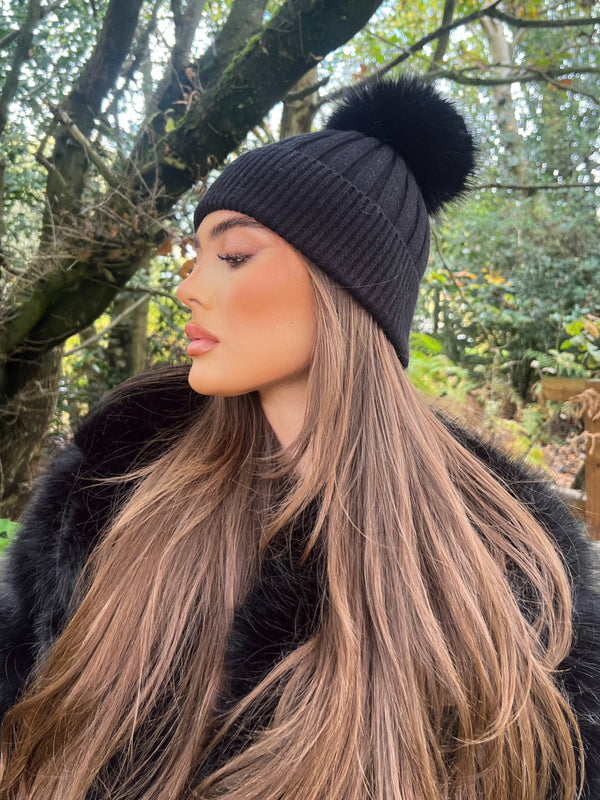 Black Premium Faux Fur Bobble Hat