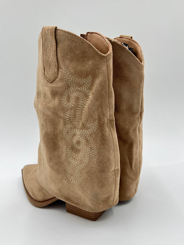 Dark Beige Fold Over Cowboy Boots in Dark Beige / 36/3 - HL London