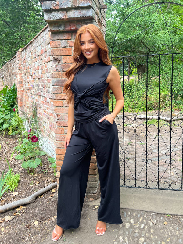 Aria Black Knot Front Top