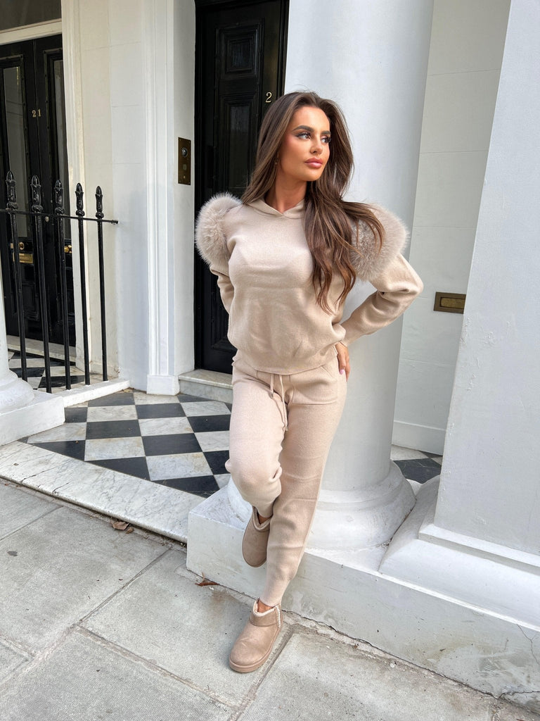 Beige Premium Faux Fur Jogger Tracksuit - H&L