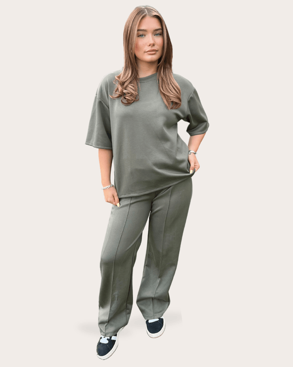 Short Sleeve Top With Piped Wide Leg Trouser in Black / S/M - HL London